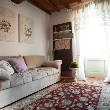 Appartamento Three-level Tower On Tuscan Estate Reggello